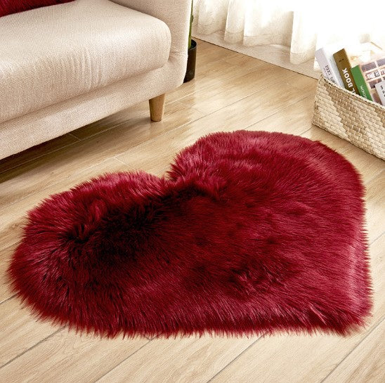 Fluffy Heart Rug – Cozy Floor Mat & Blanket for Home Decor