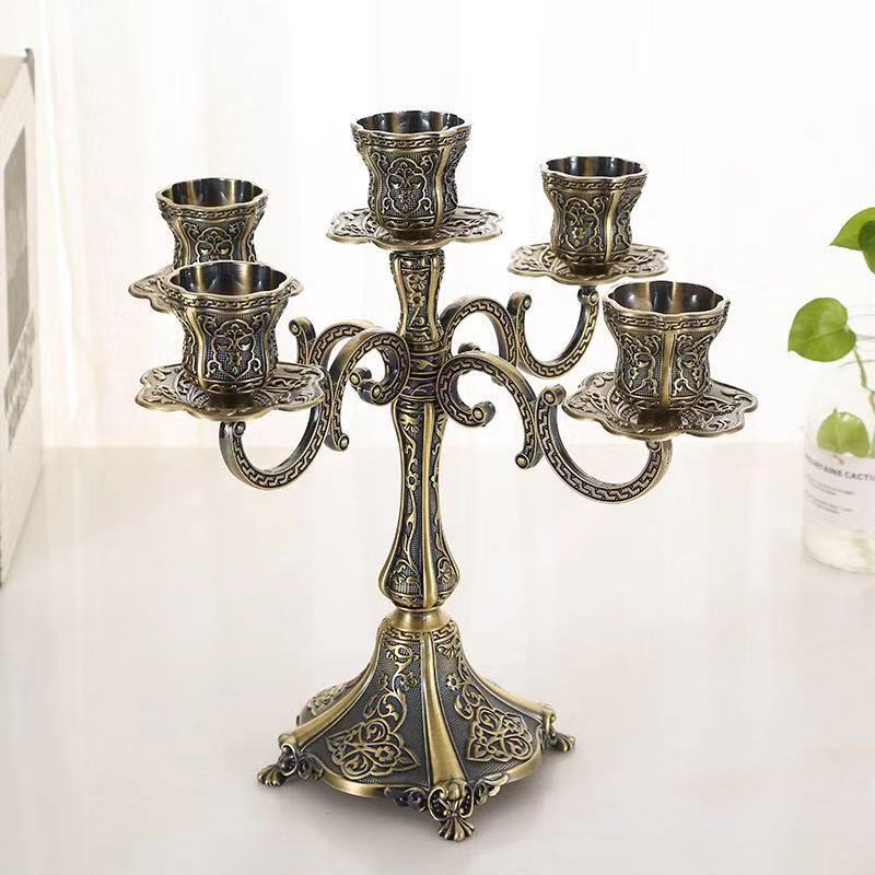 Retro Alloy Candle Holder – Light Luxury Green Antique‑Style Candle Decor