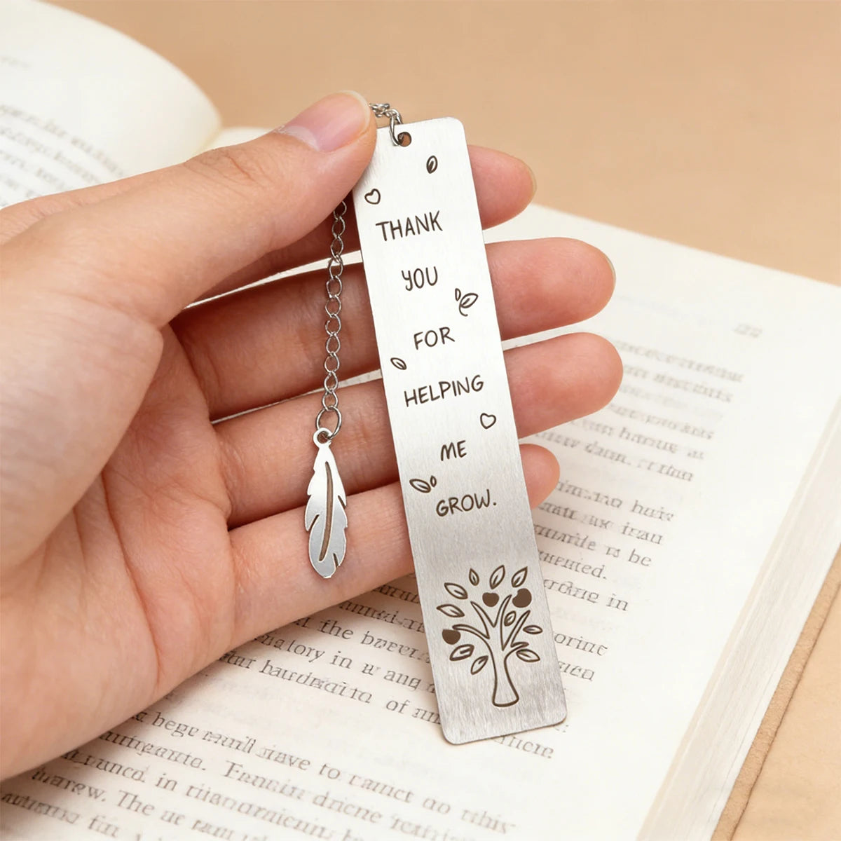 1pc Teacher Gifts Bookmark, Thank You for Helping Me Grow Metal Bookmark Stainless Steel Teacher Appreciation Gifts Back to Scho
