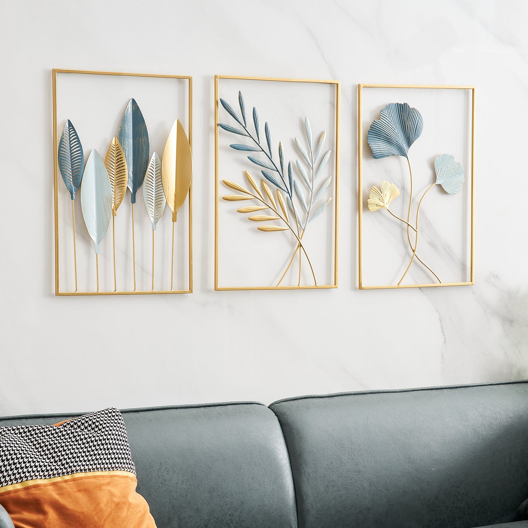 Nordic‑Style Luxury Gold Maple Leaf Wall Pendant – Light Luxury Metal Wall Decoration