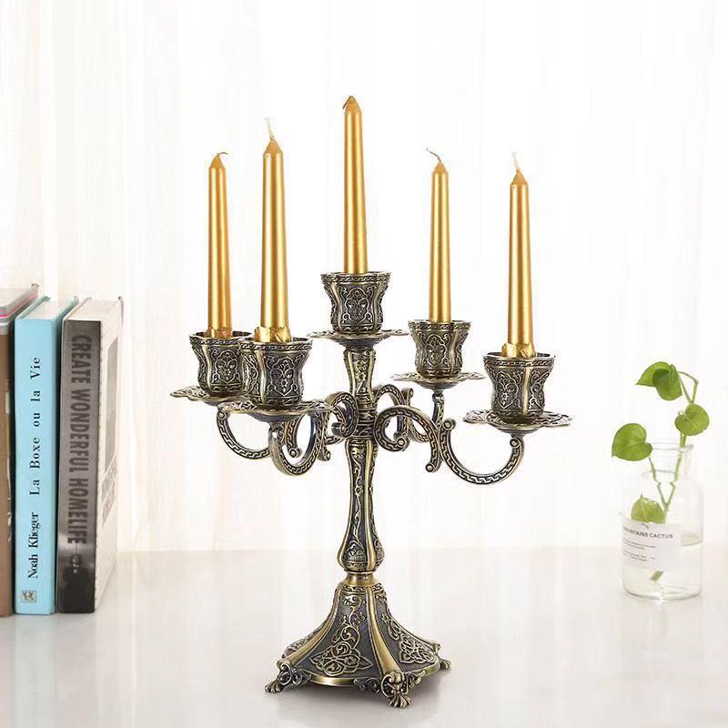 Retro Alloy Candle Holder – Light Luxury Green Antique‑Style Candle Decor